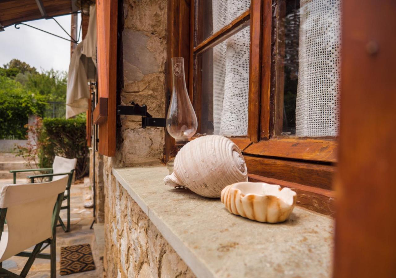 Santa Cruz Country Cottage Kallithea  ภายนอก รูปภาพ