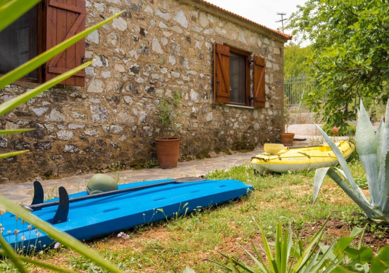 Santa Cruz Country Cottage Kallithea  ภายนอก รูปภาพ