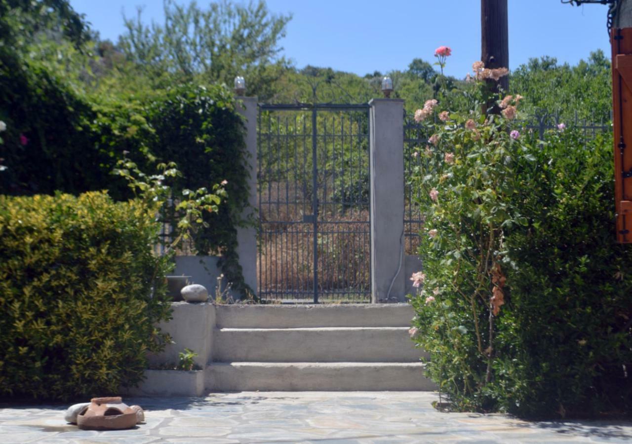 Santa Cruz Country Cottage Kallithea  ภายนอก รูปภาพ